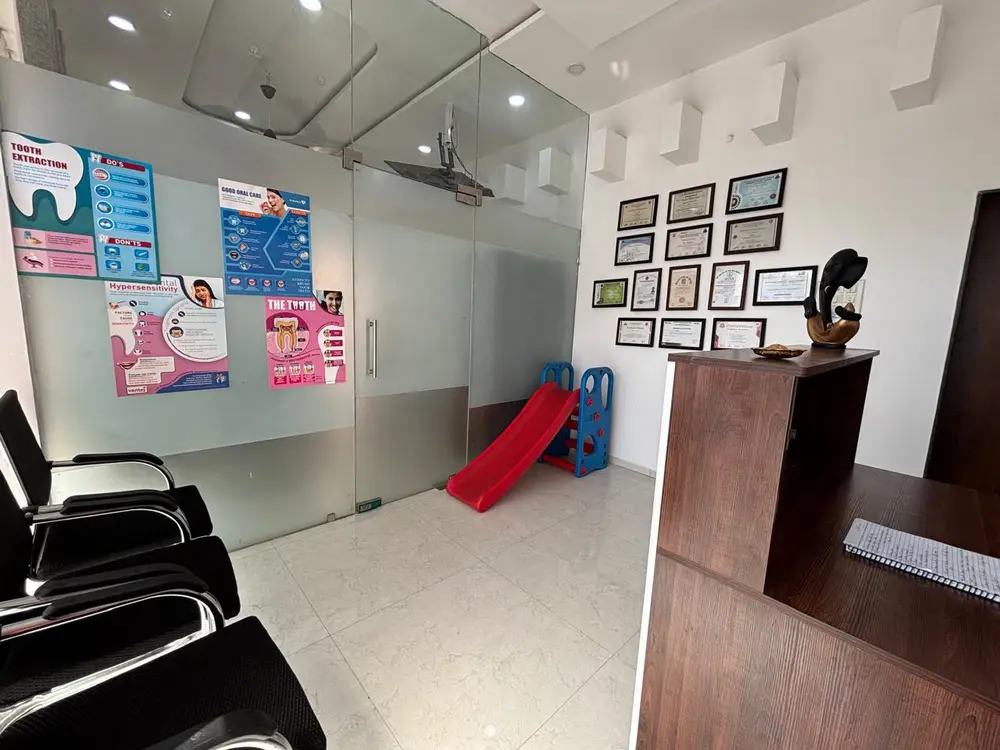 Family-friendly waiting area at Dr. Smile Dental Clinic